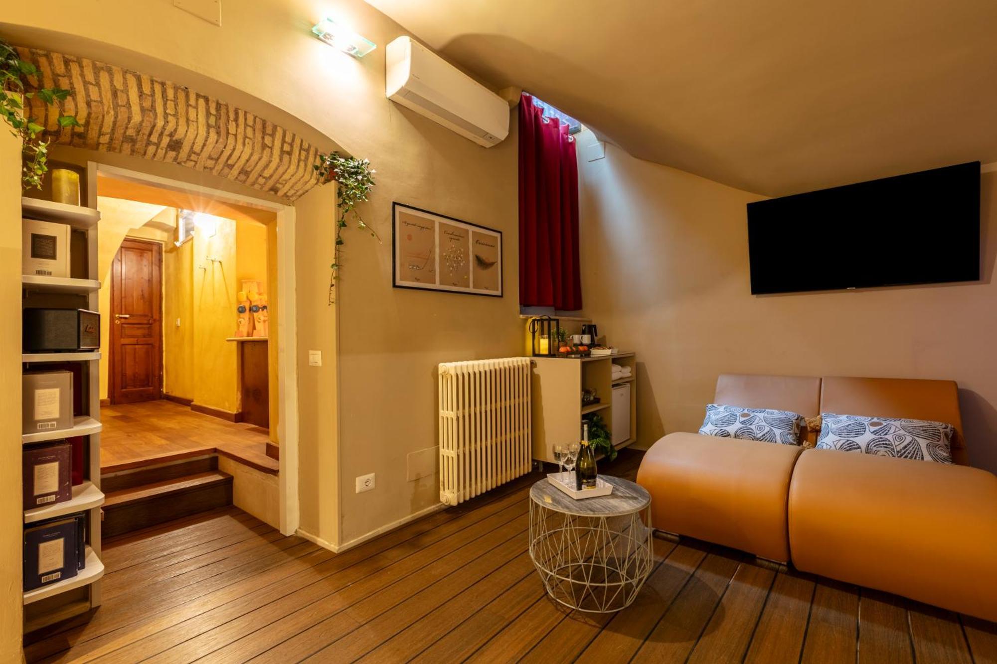 Romac Coronari With Gym, Sauna And Garden Dış mekan fotoğraf