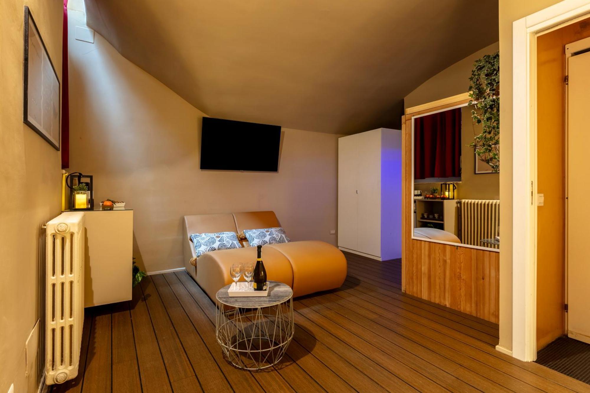 Romac Coronari With Gym, Sauna And Garden Dış mekan fotoğraf